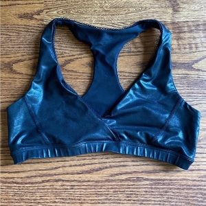 Beyond Yoga lustrous active sports bra